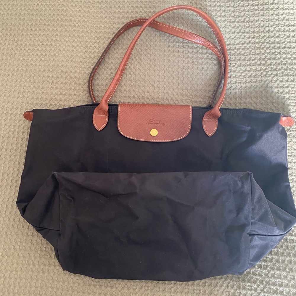 Black Longchamp medium long handle tote
